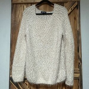 Buffalo David Bitton Cream and White loose knit fuzzy sweater size Large
